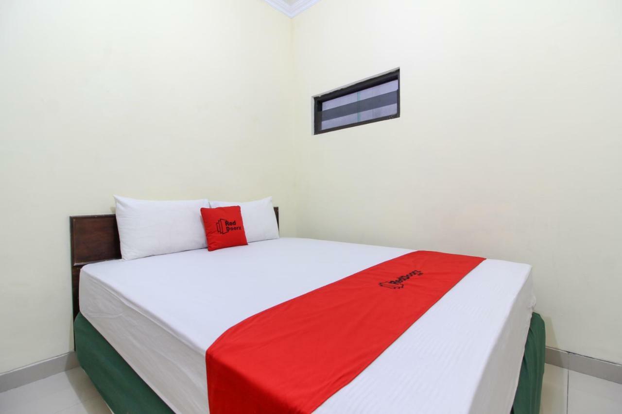 Reddoorz Near Rumah Sakit Condong Catur Maguwo Exteriér fotografie