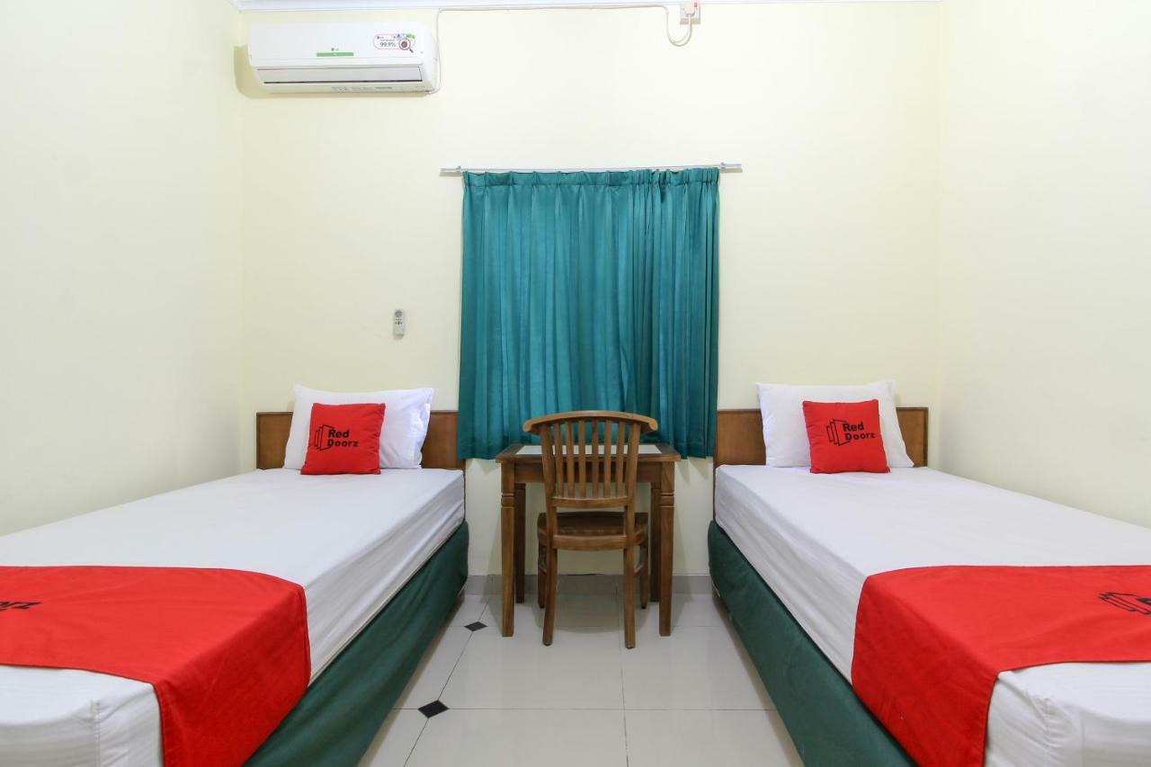 Reddoorz Near Rumah Sakit Condong Catur Maguwo Exteriér fotografie
