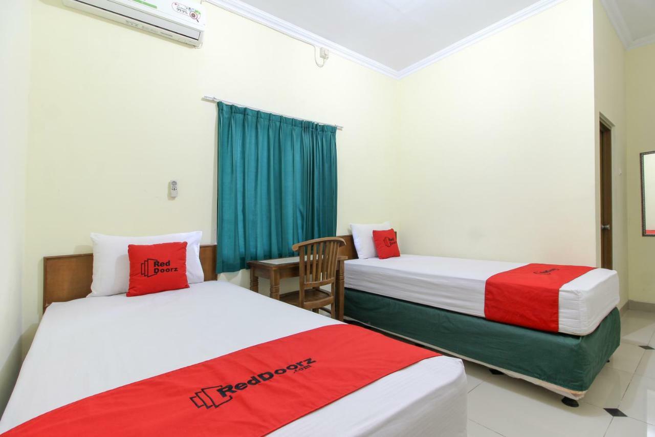 Reddoorz Near Rumah Sakit Condong Catur Maguwo Exteriér fotografie